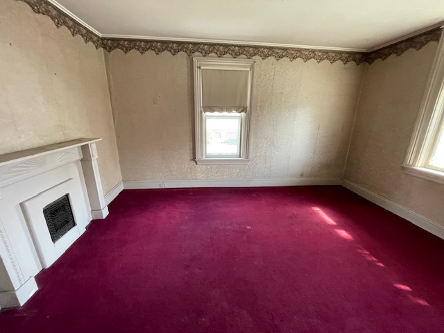 Property image 6 / 9