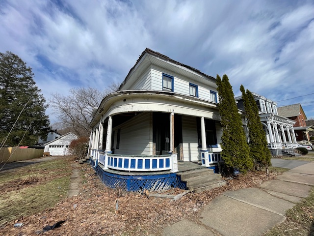 View property gallery image 2