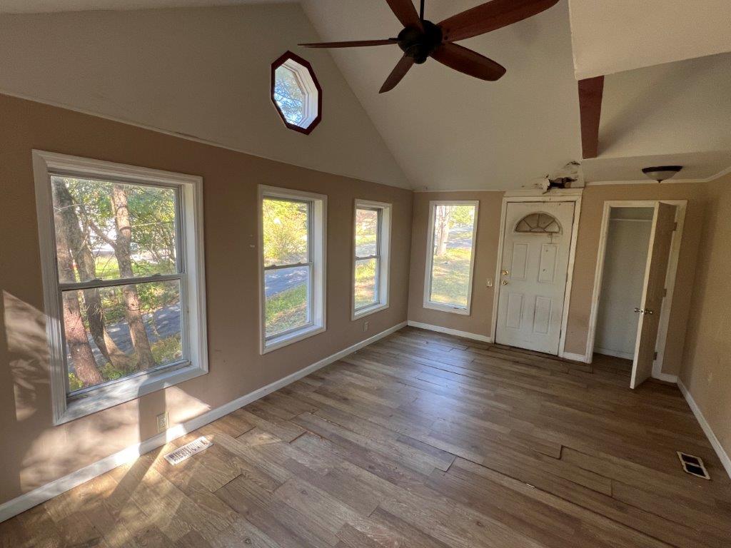 View property gallery image 5
