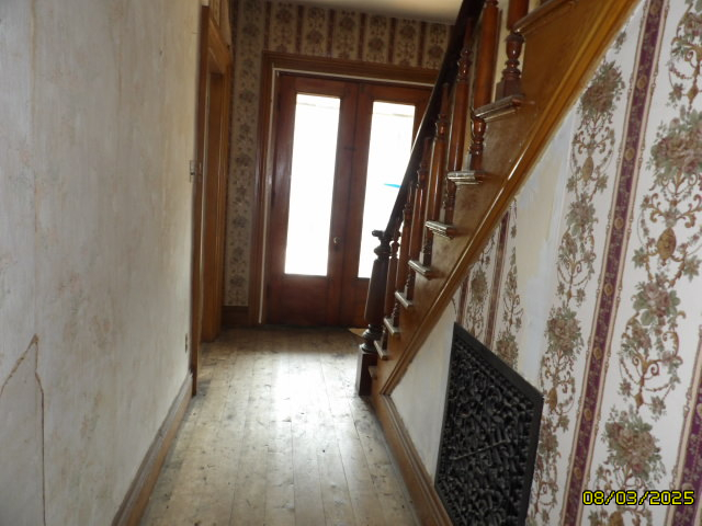 Property image 9 / 9