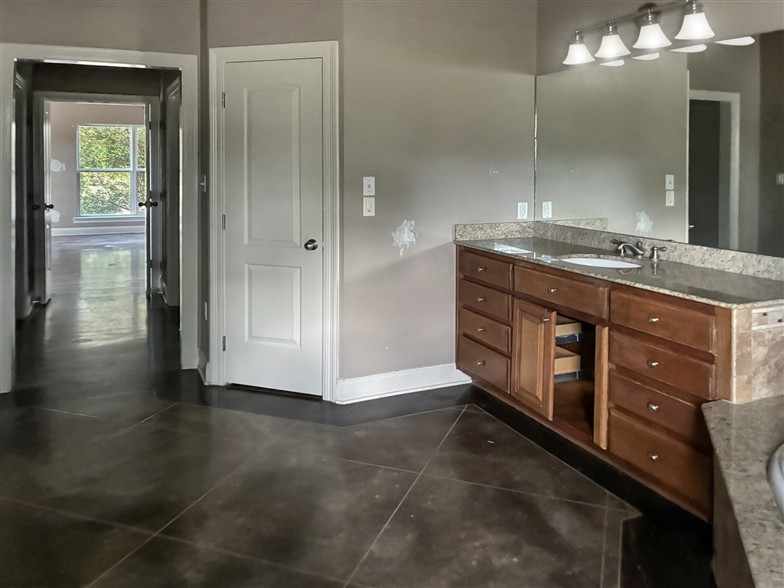 Property image 15 / 20