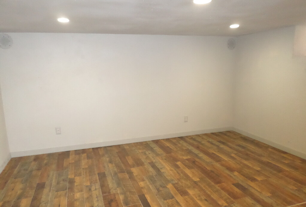 Property image 9 / 11