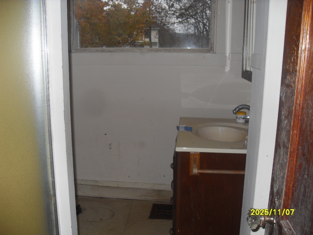 Property image 6 / 7