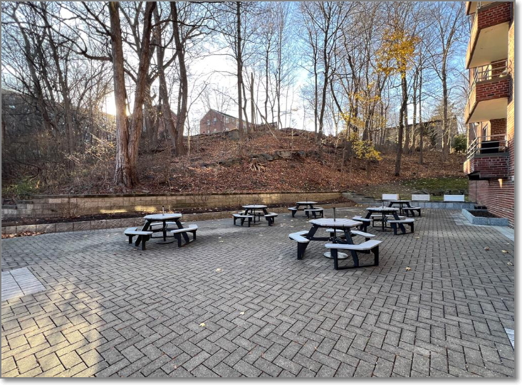 Property image 9 / 10