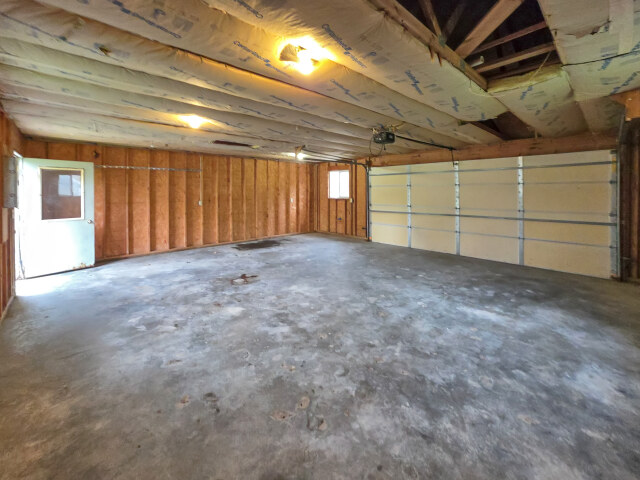 Home - 939 Duluth Ave N, Thief River Falls, MN 56701
