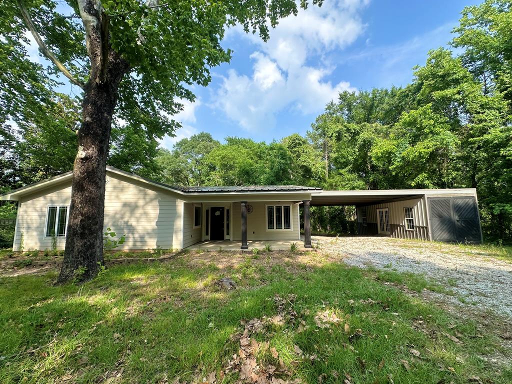 Property image 10 / 11