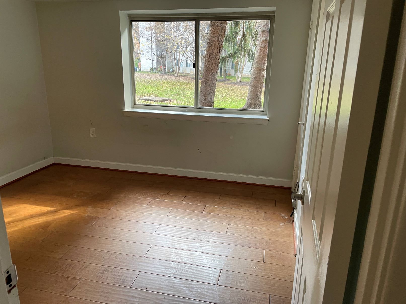 View property gallery image 4