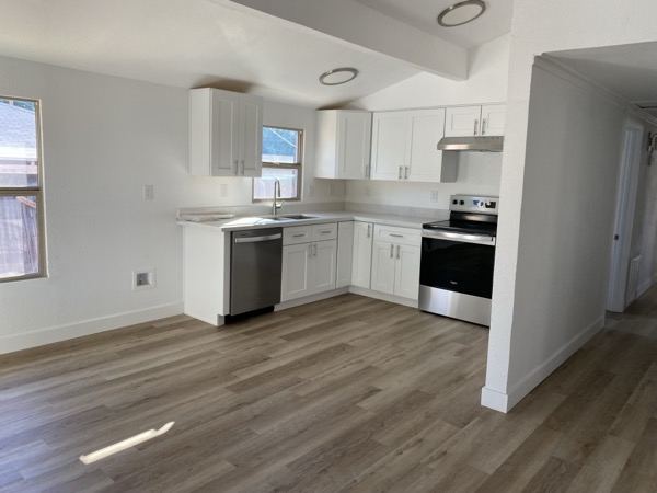 View property gallery image 3