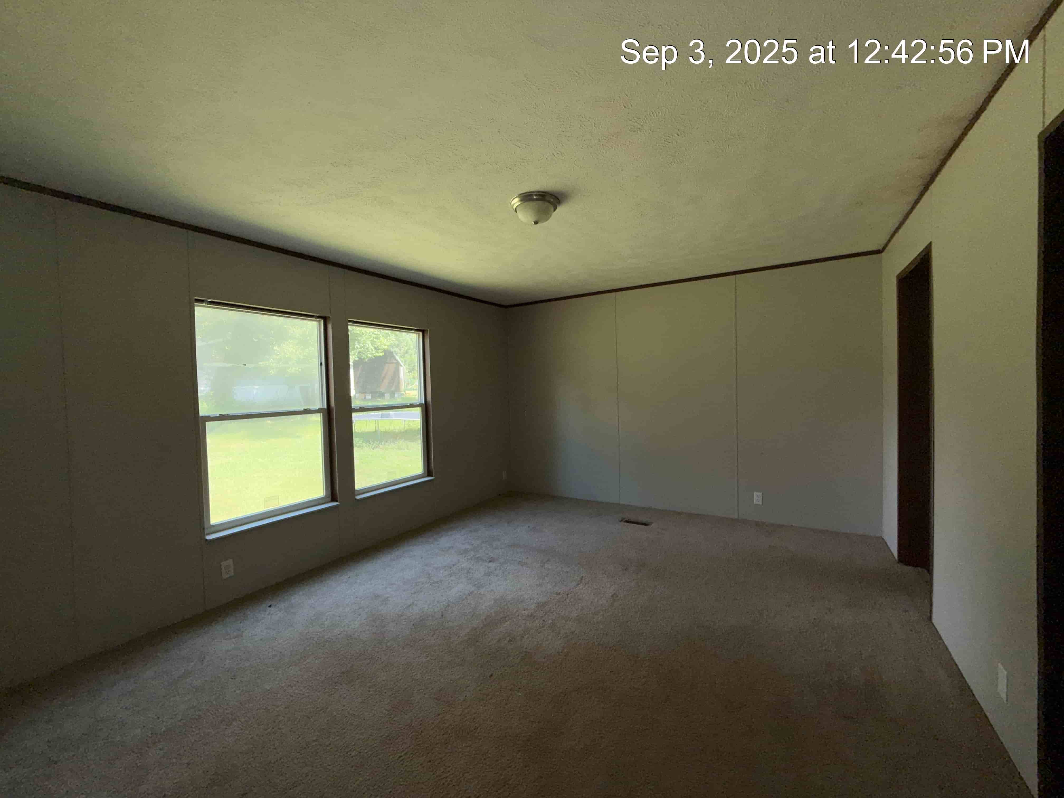 View property gallery image 3