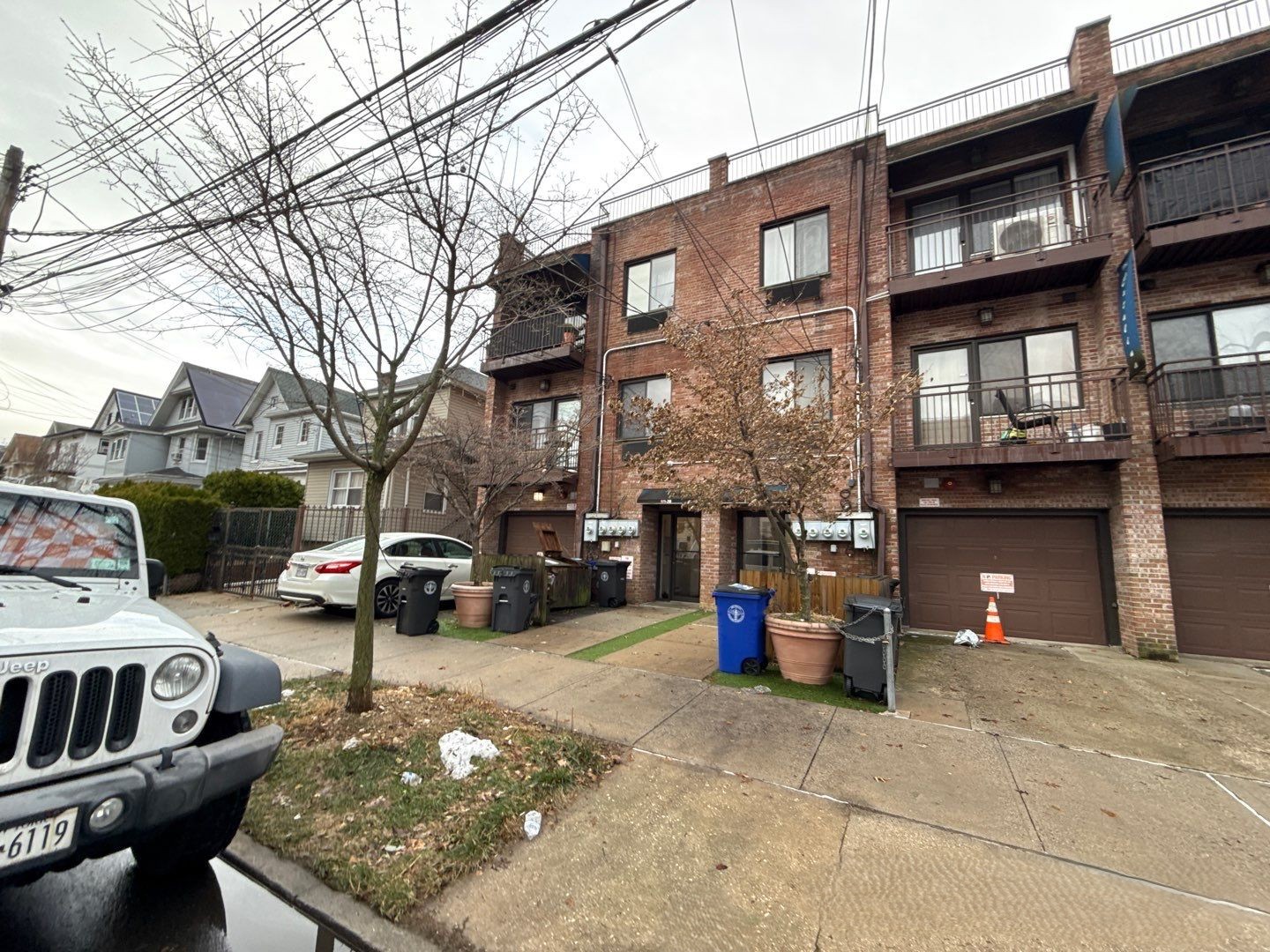 View property gallery image 1