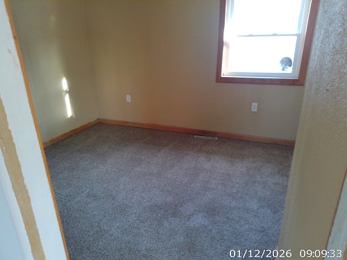 Property image 6 / 8