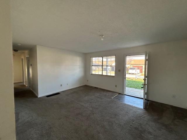 Property image 6 / 14