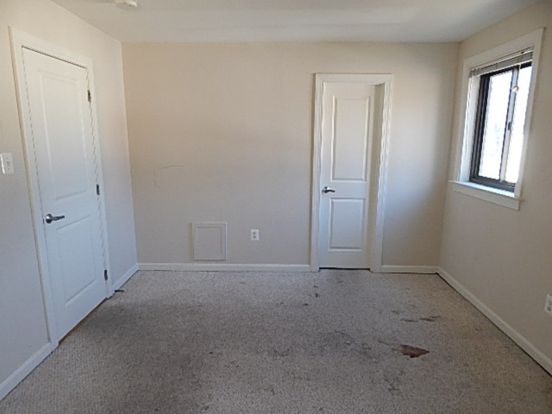 Property image 9 / 9