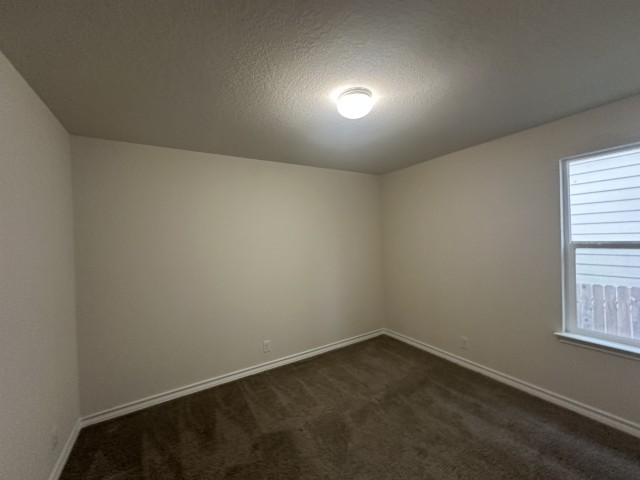 Property image 10 / 16