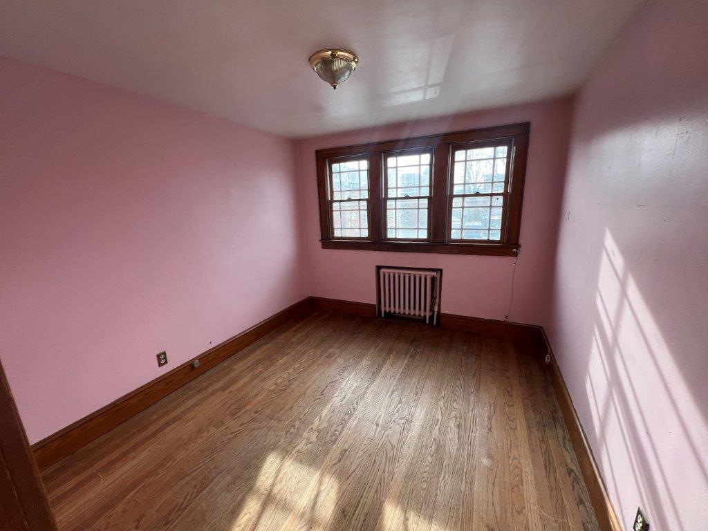 Property image 7 / 9