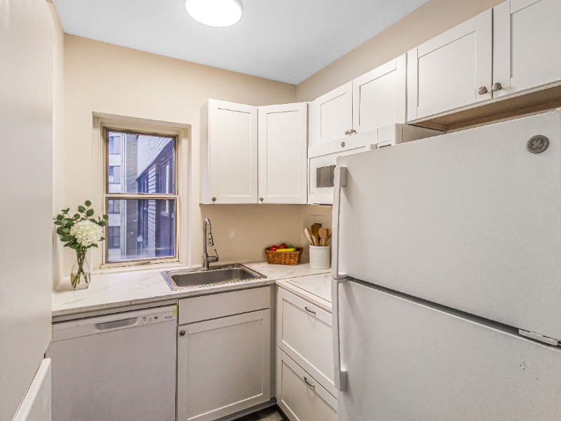 View property gallery image 4