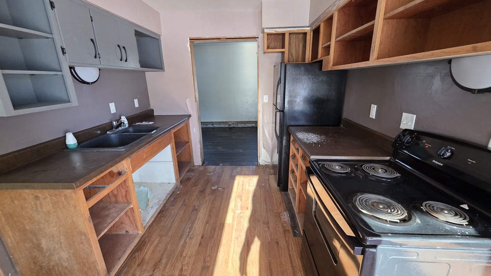 View property gallery image 2