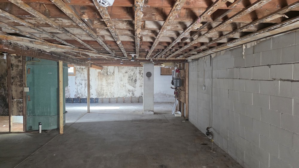 Property image 13 / 19