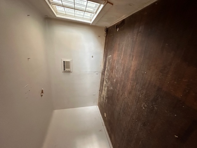 Property image 6 / 9