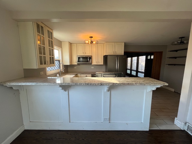 Property image 8 / 20