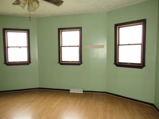 Property image 13 / 15