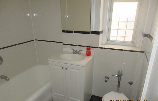 Property image 9 / 9
