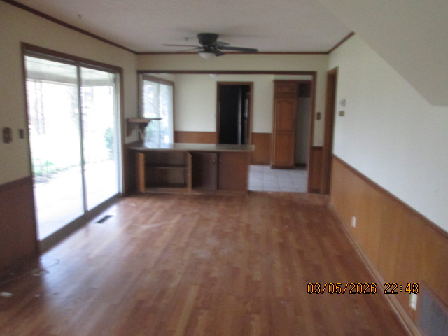 View property gallery image 2