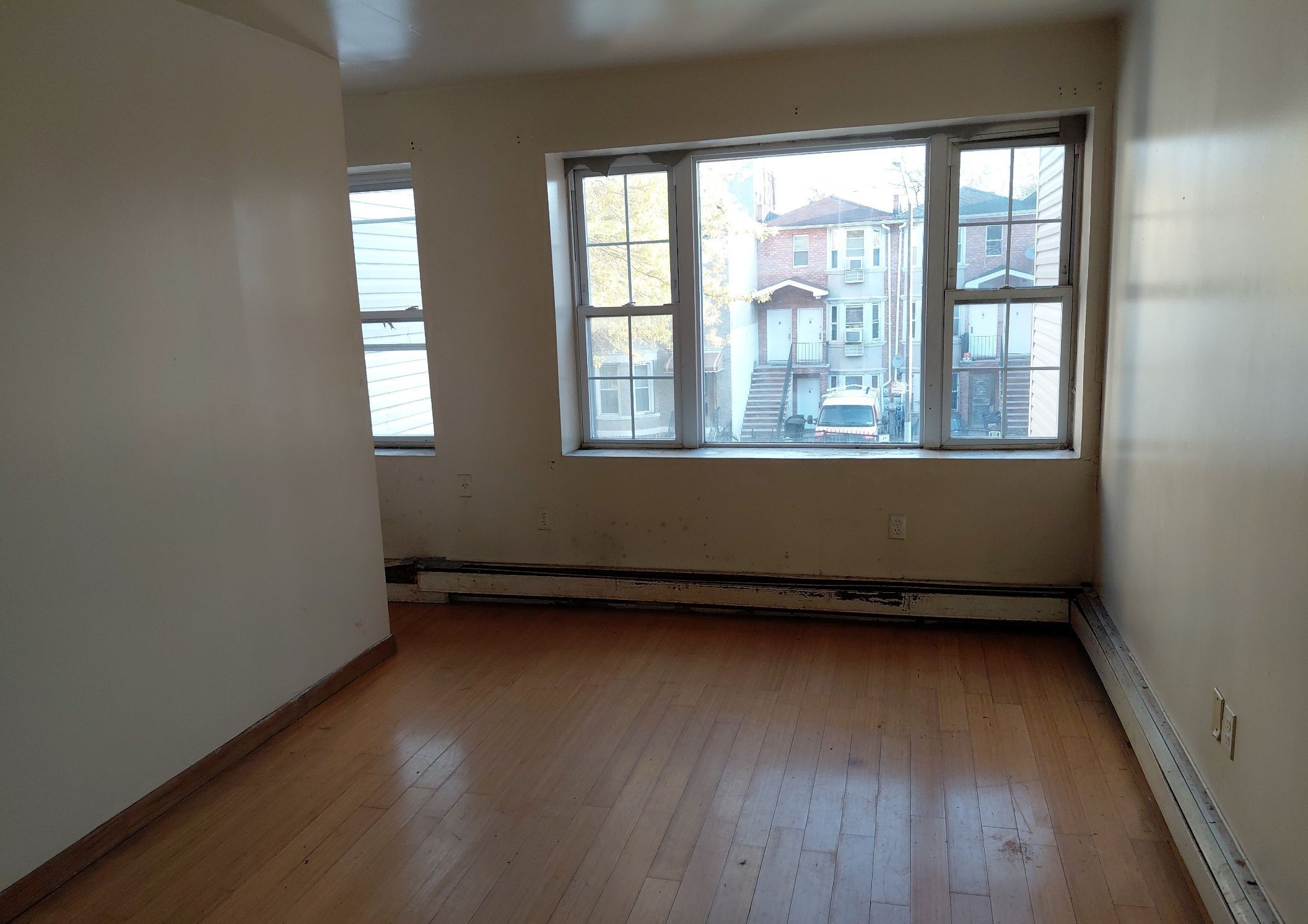 View property gallery image 2