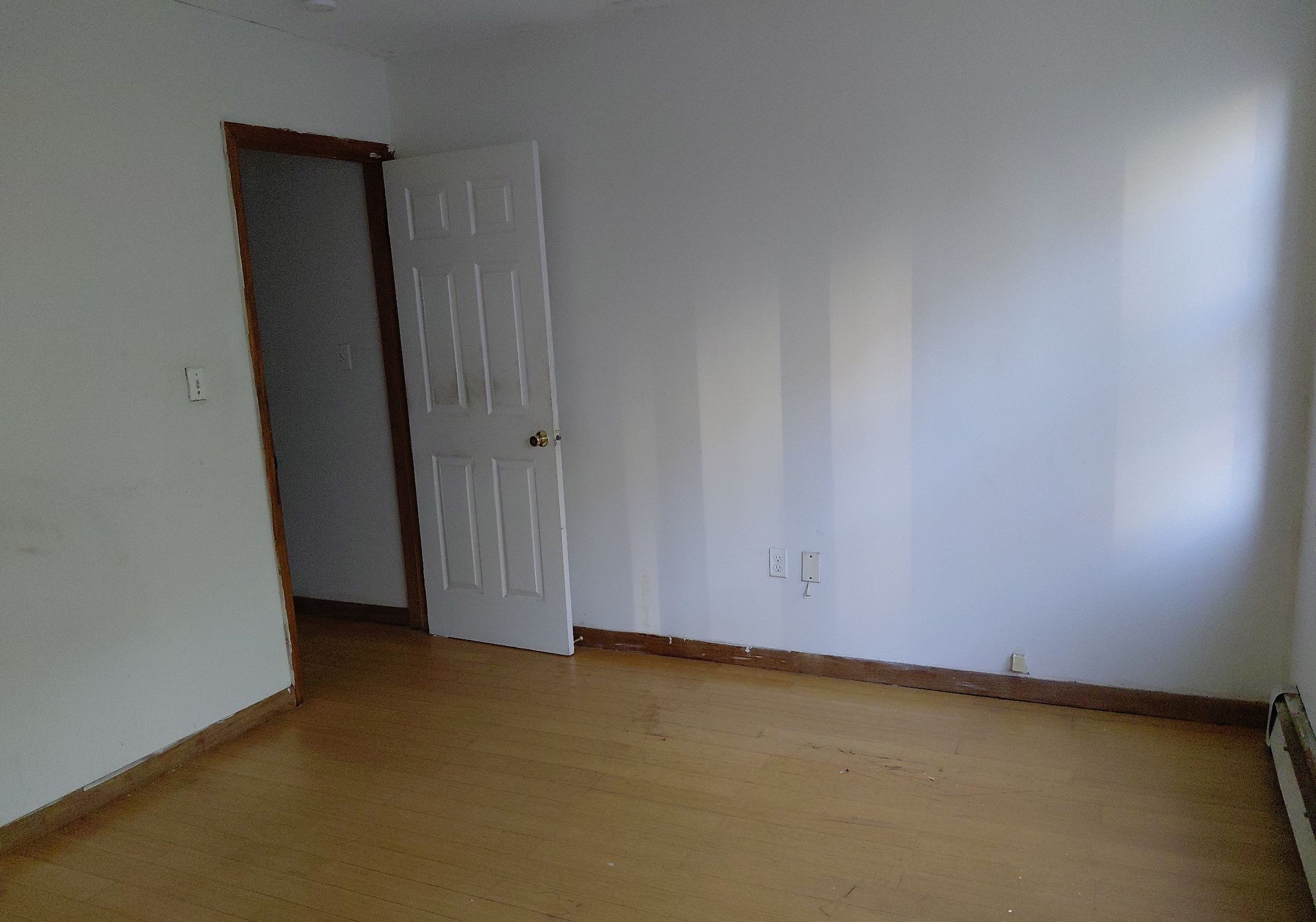 Property image 6 / 8