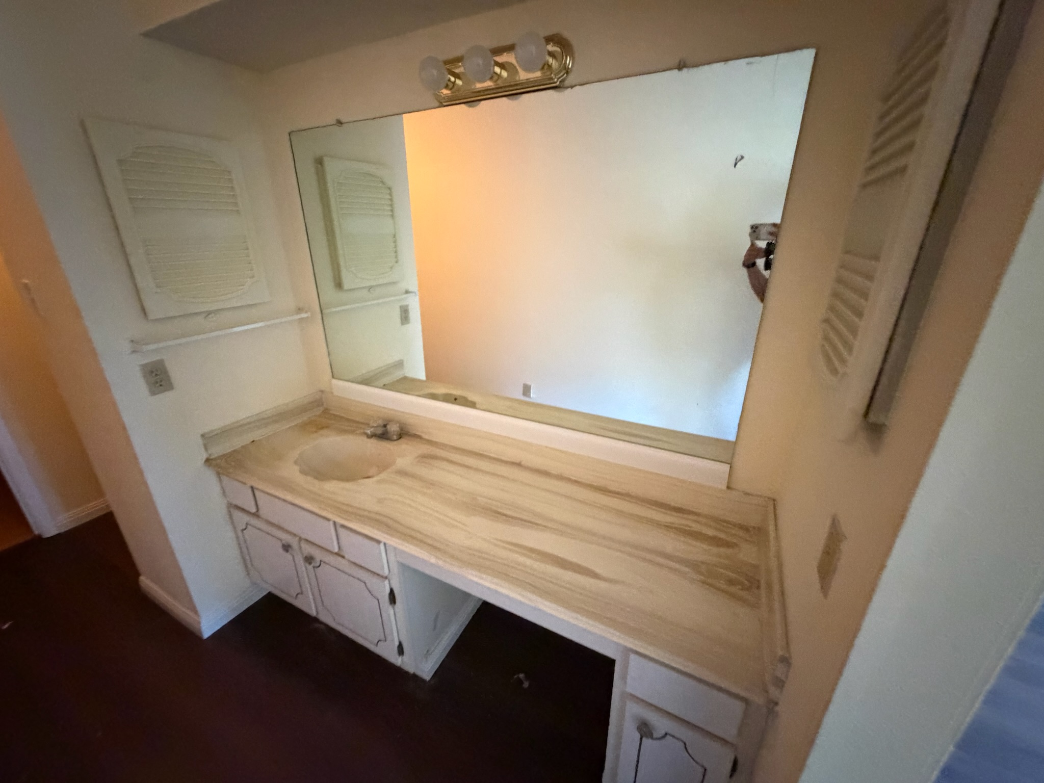 Property image 16 / 16