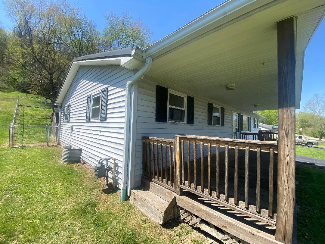 View property gallery image 2