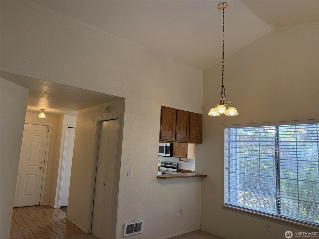 View property gallery image 4