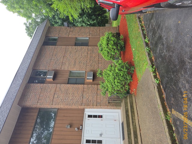 View property gallery image 1