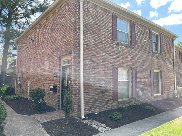 View property gallery image 2