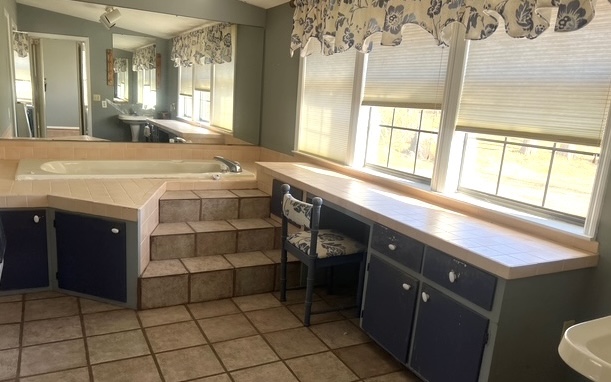 Property image 9 / 16
