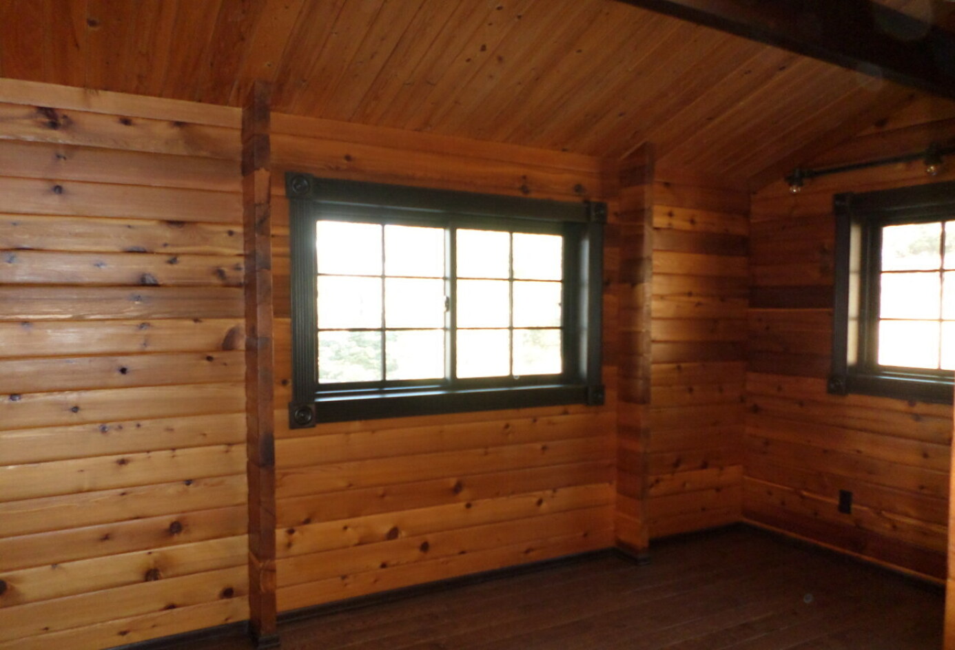 Property image 10 / 11