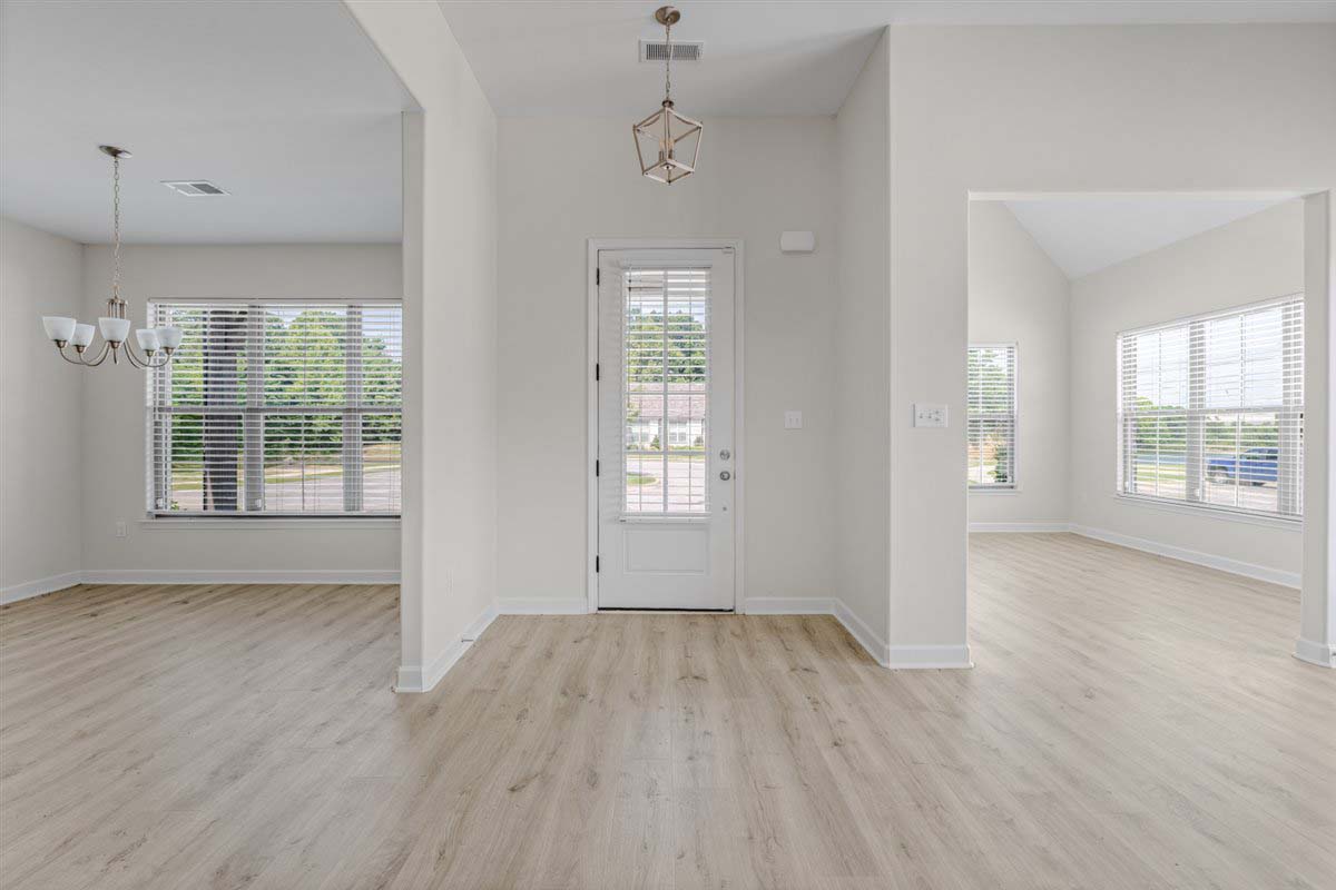 View property gallery image 3