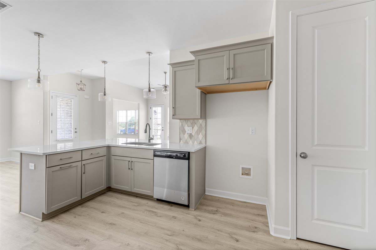 Property image 16 / 22