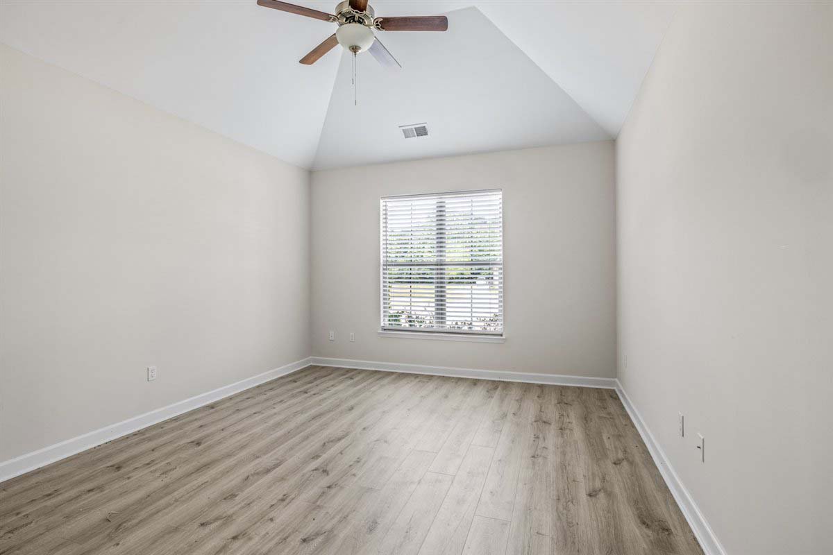 Property image 18 / 22