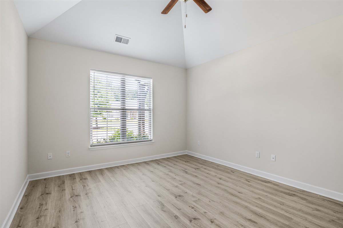 Property image 19 / 22