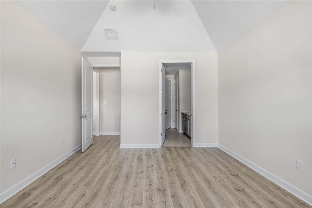 Property image 20 / 22