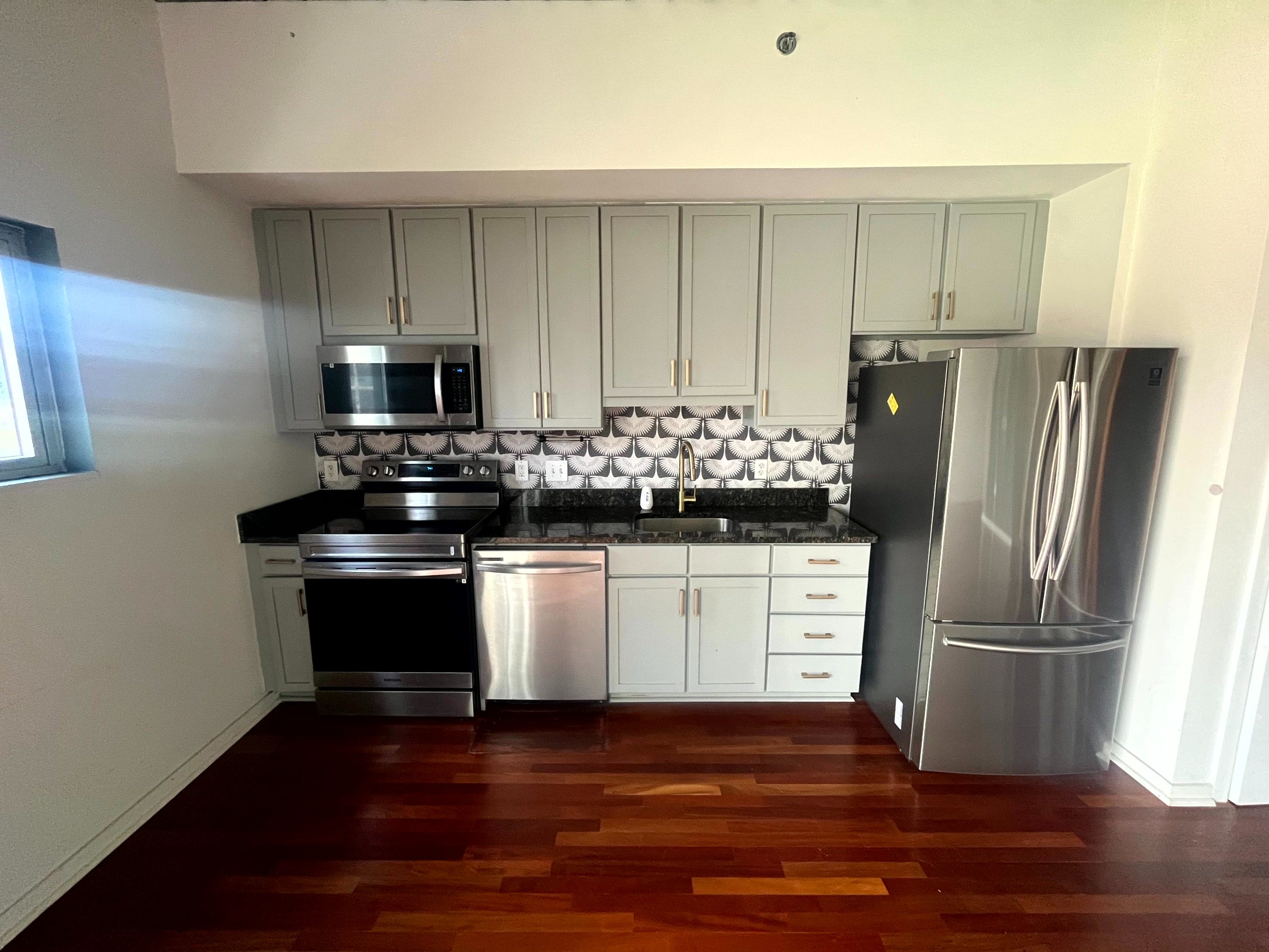 Property image 14 / 18