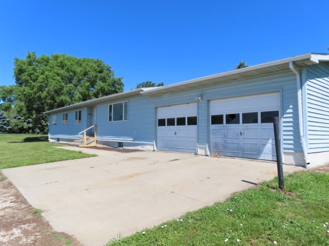 Home - 406 17th St, Stanton, NE 68779