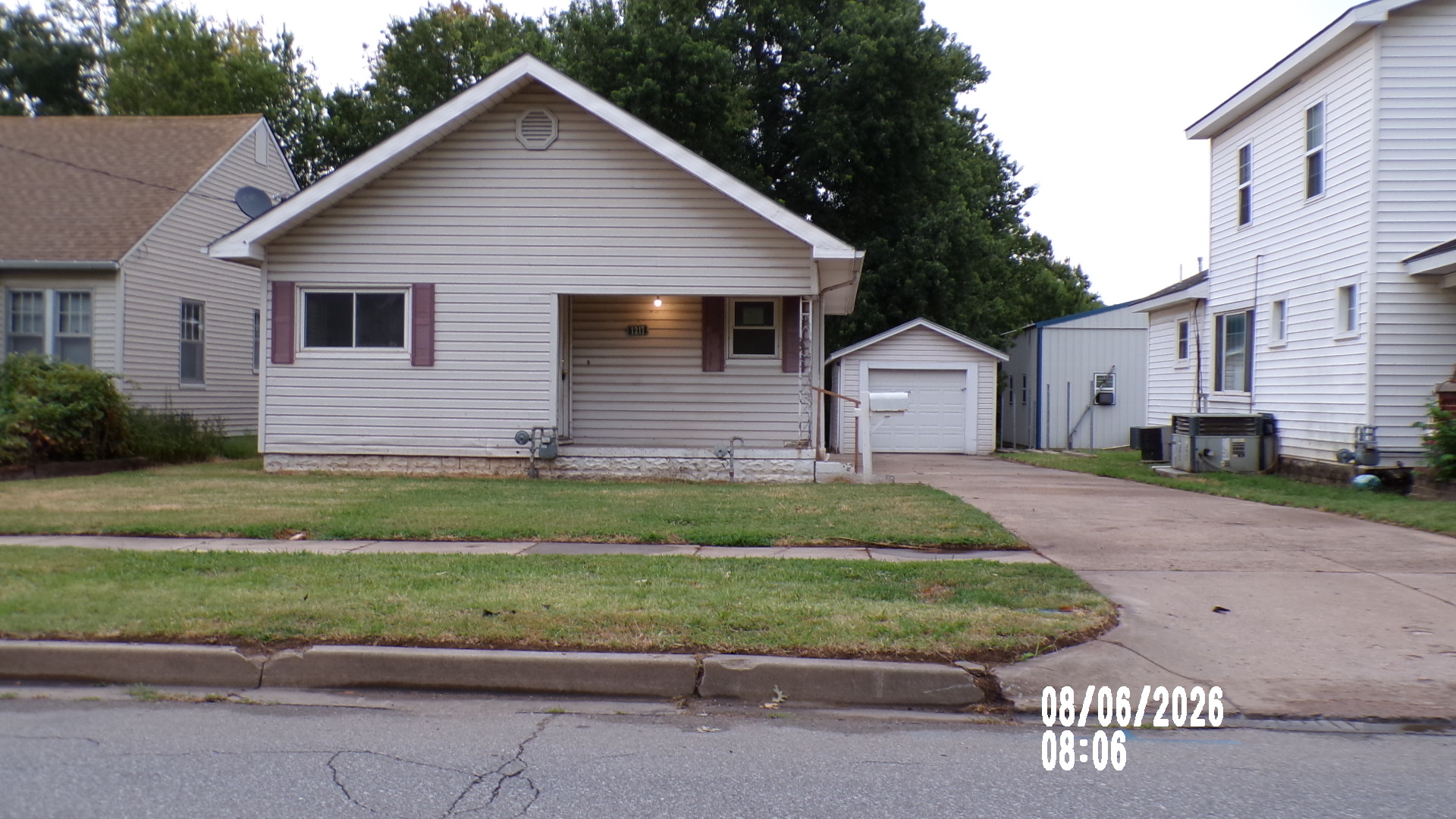 View property gallery image 1
