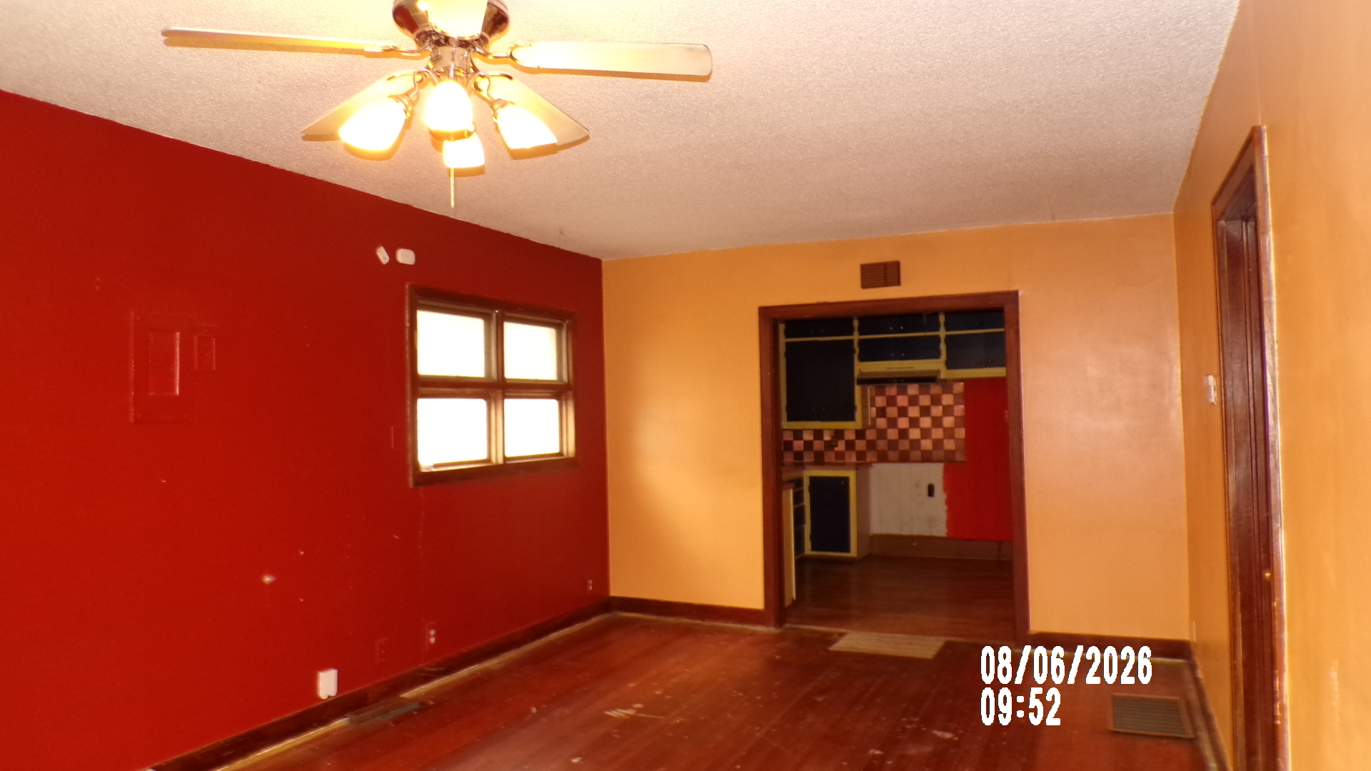 View property gallery image 2