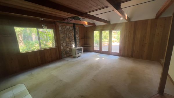 View property gallery image 3