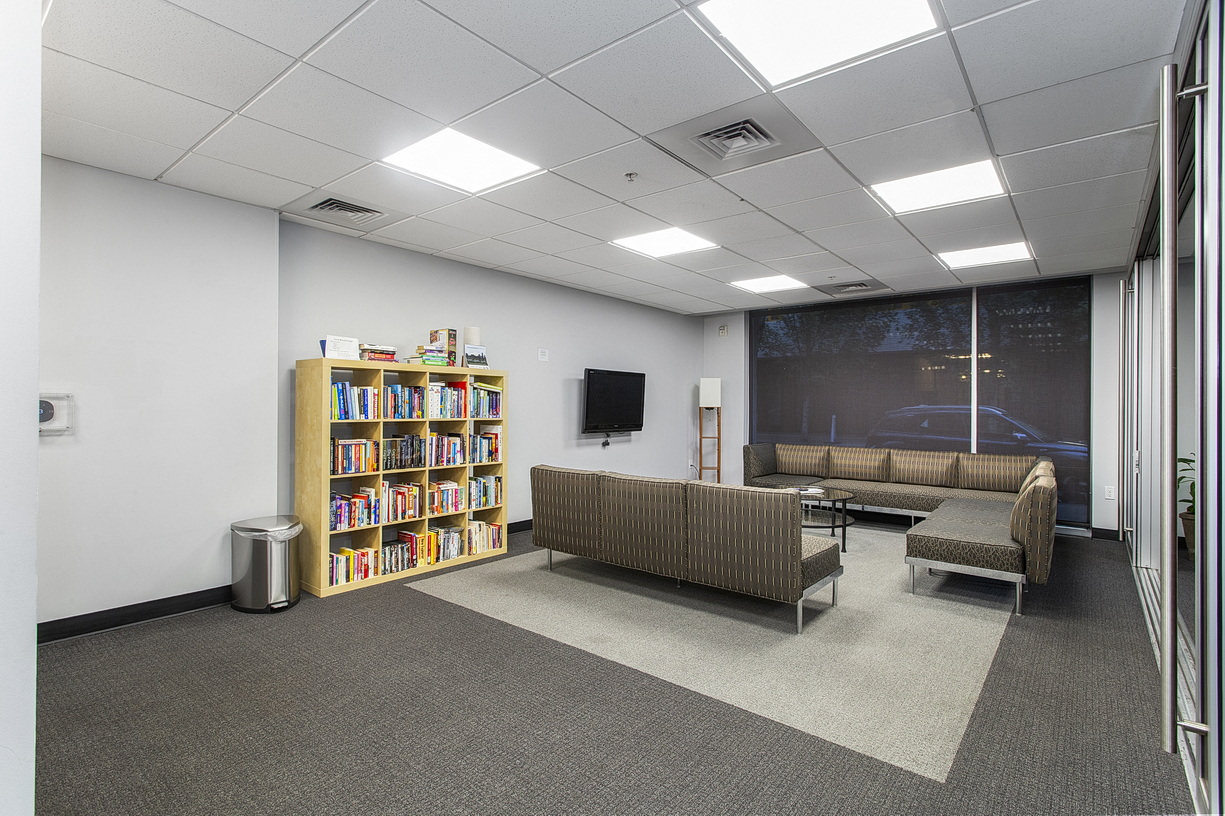 Property image 13 / 25