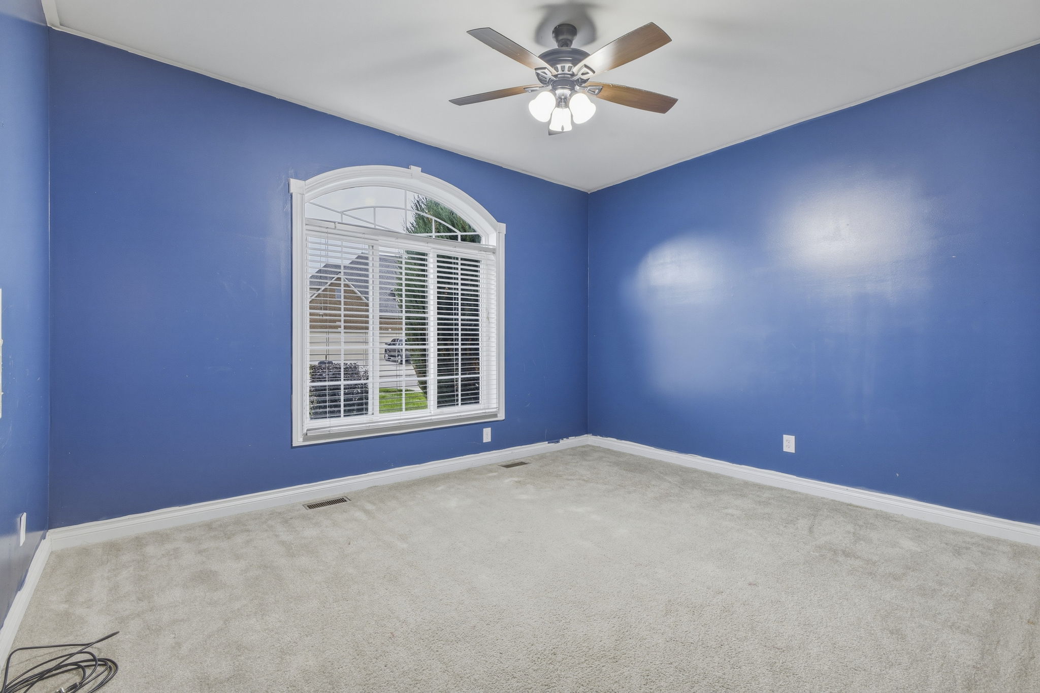 Property image 12 / 20