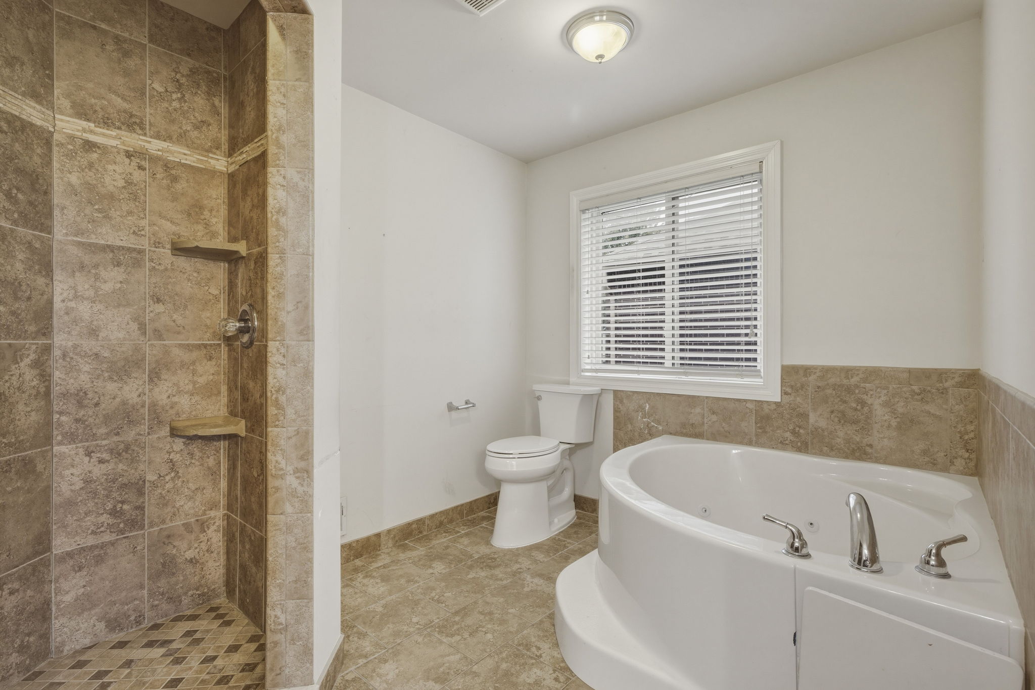 Property image 15 / 20