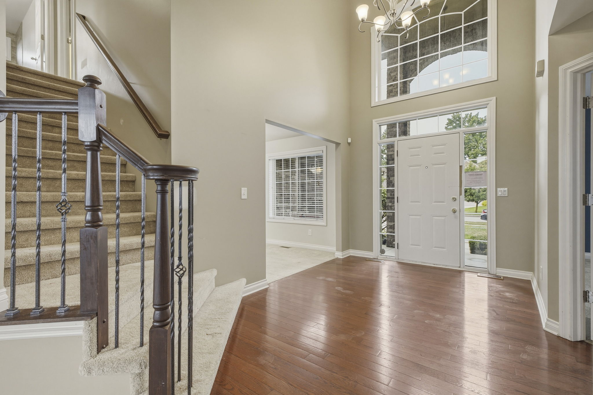 View property gallery image 2